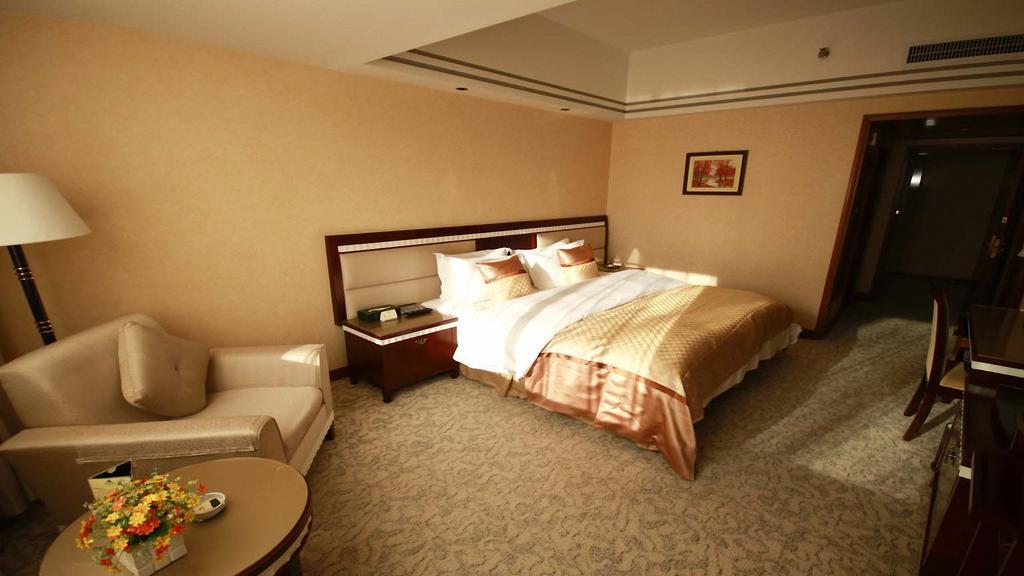 Kunming Zhongyu Hotel Екстериор снимка